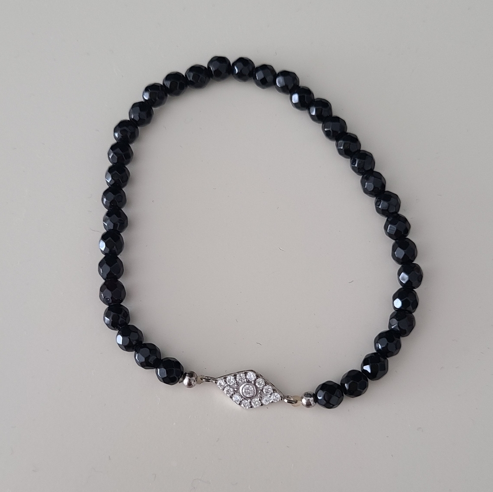 Black Stone Evil Eye Bracelet
